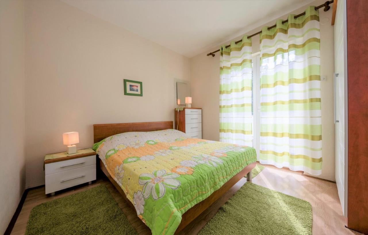 App&Rooms Anica Kampor Екстериор снимка