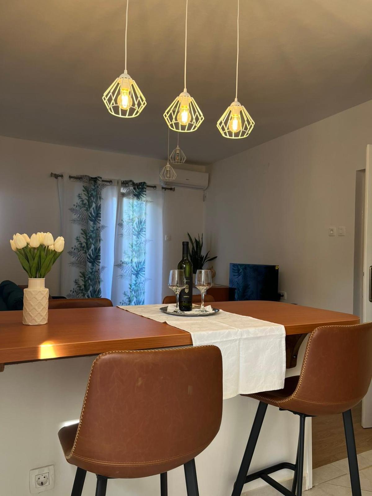 App&Rooms Anica Kampor Екстериор снимка